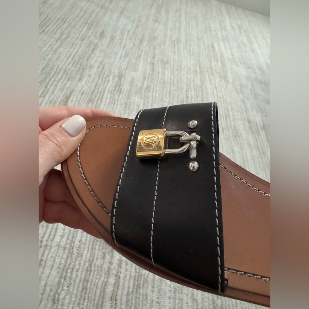 Louis Vuitton Lock It Leather Slides Mules Black size 38 - Picture 4 of 12